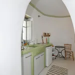 Hill-ton Apartament Arnados